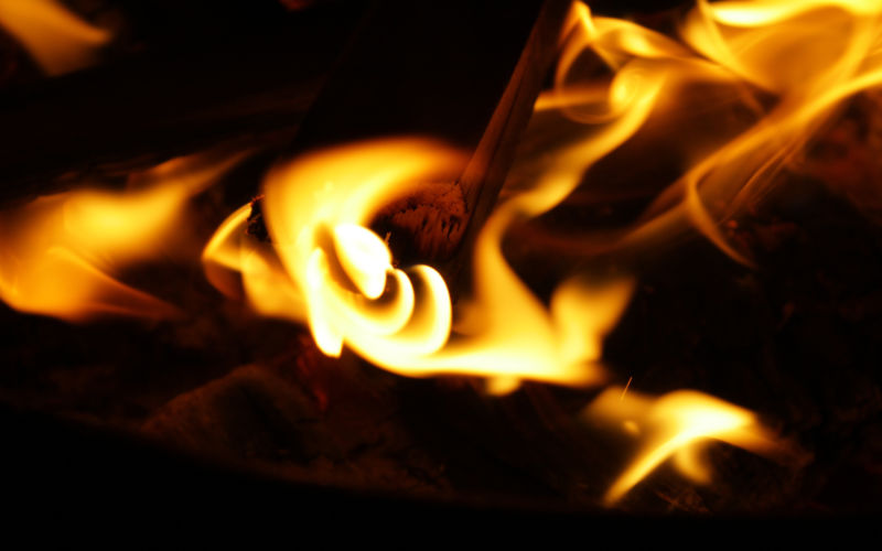 Blurred flames